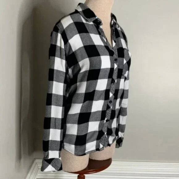 Rails Hunter Button Down Flannel Shirt Ebony White Buffalo Check Plaid Small - Picture 5 of 10